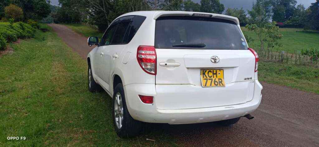 Toyota Rav4 for hire Nairobi