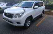 4x4 Car hire Nairobi with a driver