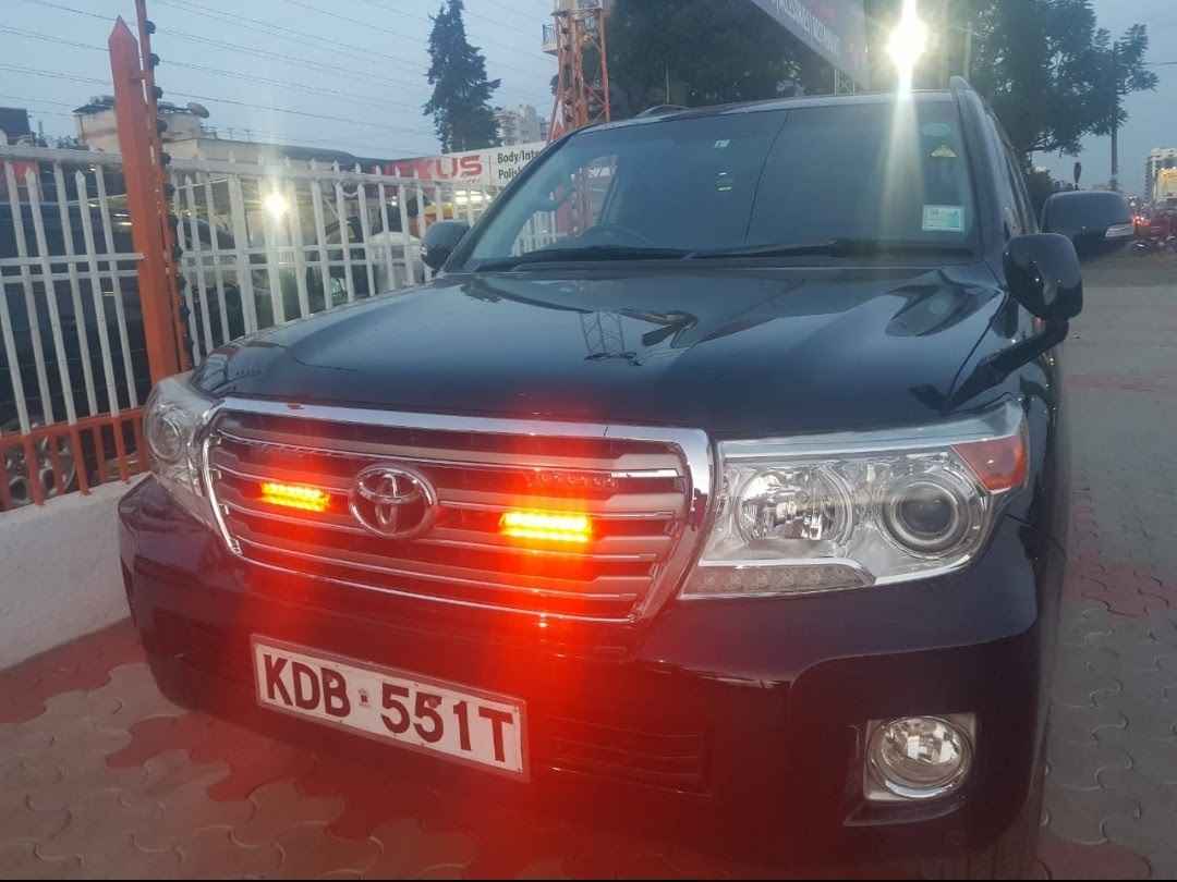 Hire Toyota V8 Nairobi - Bamm Tours & Safaris - Call 0712004003