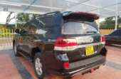 V8 car hire Nairobi